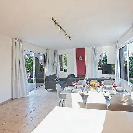 Ayia Triada, Beautiful 5bdr With Pool, Close To Beaches And Amenities Villa